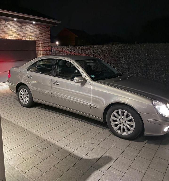 Gebraucht Mercedes E280 Elegance 190 PS (139 kW) 2005 Silber Limousine