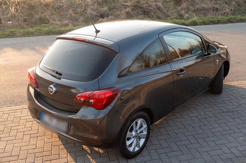 Gebraucht Opel Corsa 90 PS (66 kW) 2016 Grau Kleinwagen