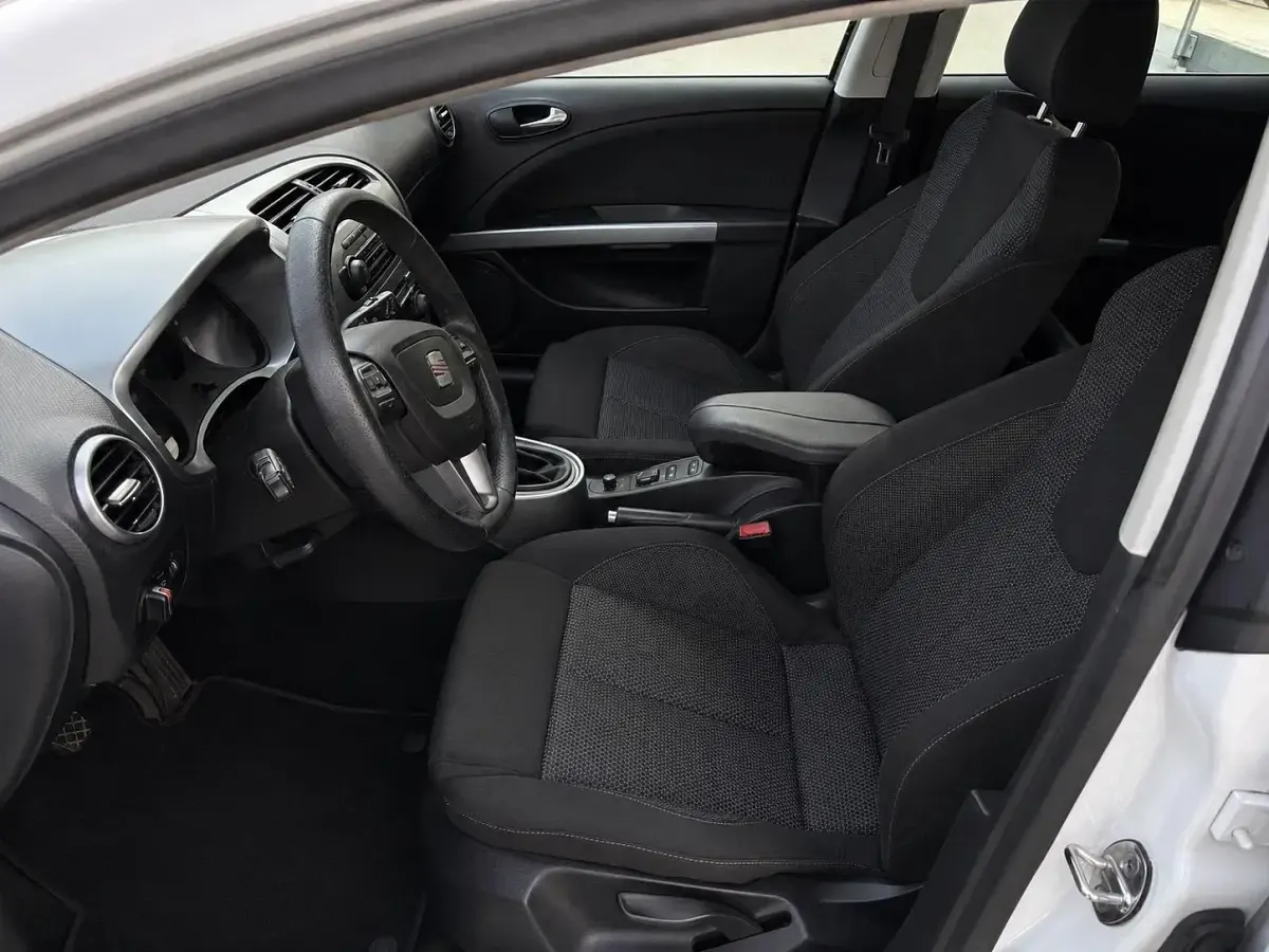 Gebraucht Seat Leon 125 PS (91 kW) 2009 Weiß Kleinwagen