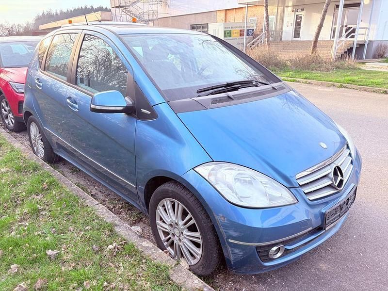 Gebraucht Mercedes A170 Elegance 116 PS (85 kW) 2008 Blau Limousine