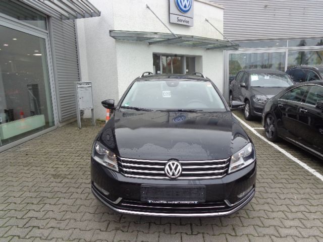 Gebraucht VW Passat Highline 177 PS (130 kW) 2013 Schwarz metallic Kombi