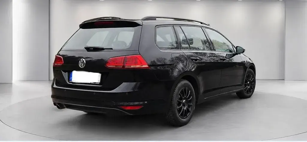 Gebraucht VW Golf VII Trendline 110 PS (80 kW) 2016 Schwarz Kombi