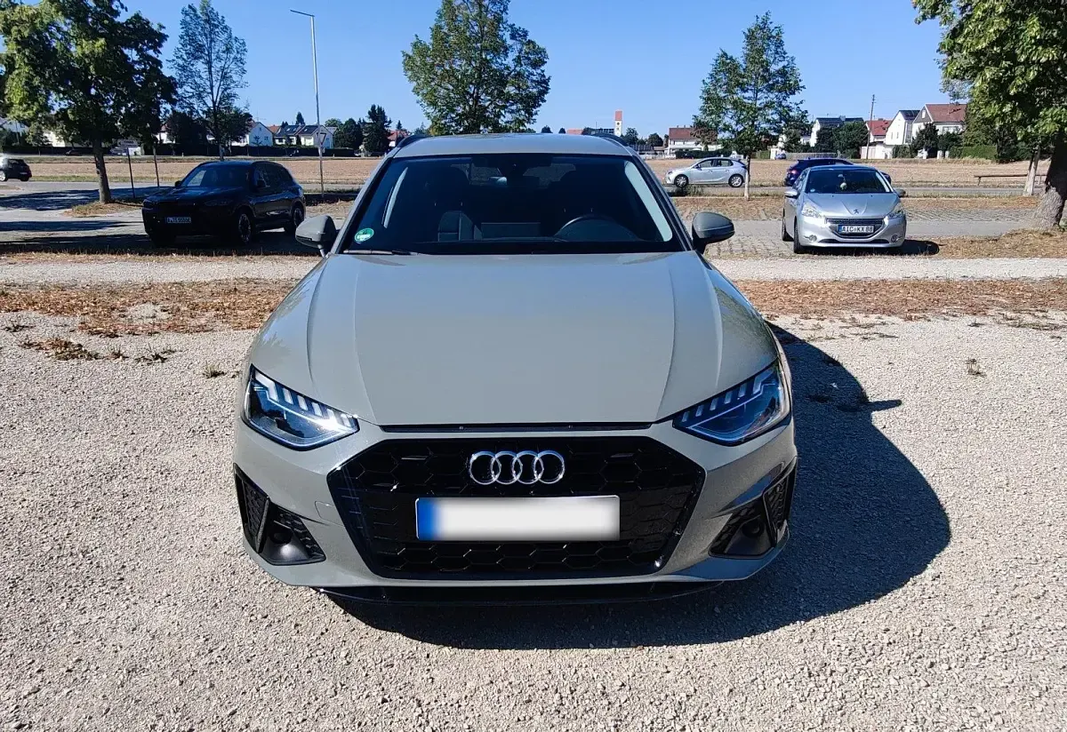 Gebraucht Audi A4 S-Line 163 PS (119 kW) 2020 Grau Kombi