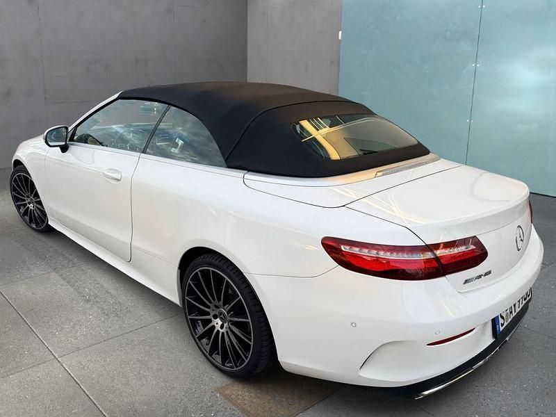 Gebraucht Mercedes E220 AMG line 194 PS (142 kW) 2019 Weiß Cabrio