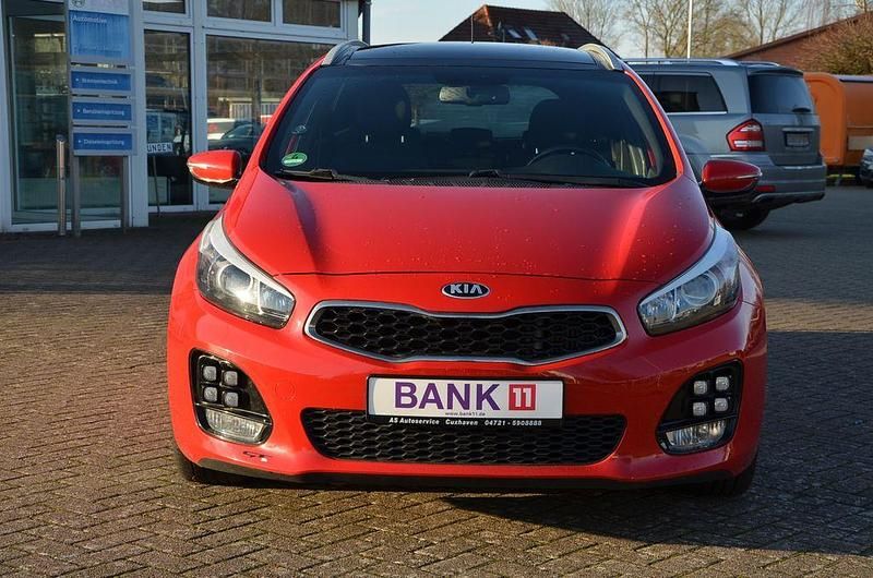 Gebraucht Kia Ceed Sportswagon 136 PS (100 kW) 2016 Rot Kombi