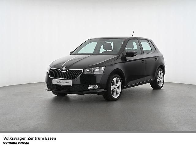 Schwarzmagic perleffekt Gebraucht 2018 Skoda Fabia Cool Plus Limousine | 9.980 € (Guter Preis) - Bild 1/4