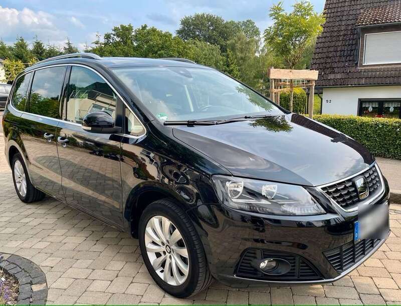 Schwarz Gebraucht 2022 Seat Alhambra Van / Kleinbus | 32.000 € (Fairer Preis) - Bild 1/4