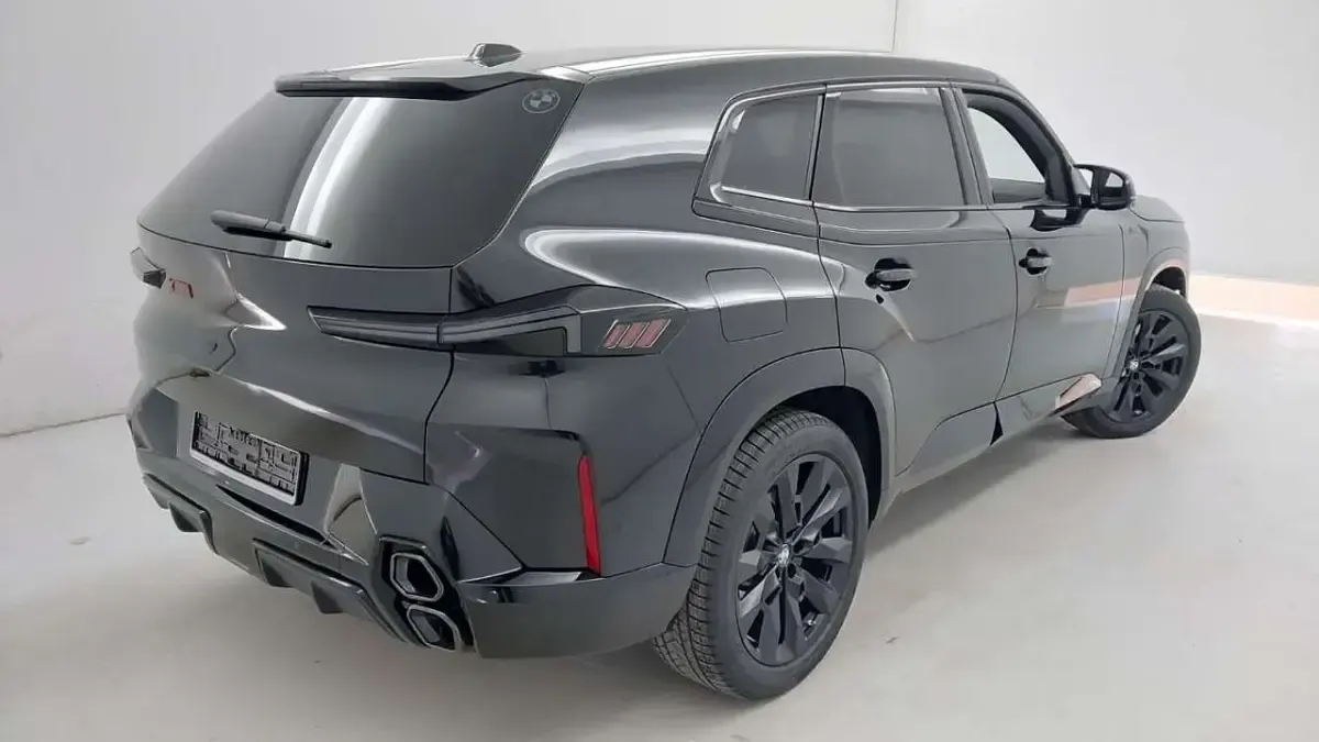 Używany BMW XM Performance 748 KM (550 kW) 2025 Czarny SUV