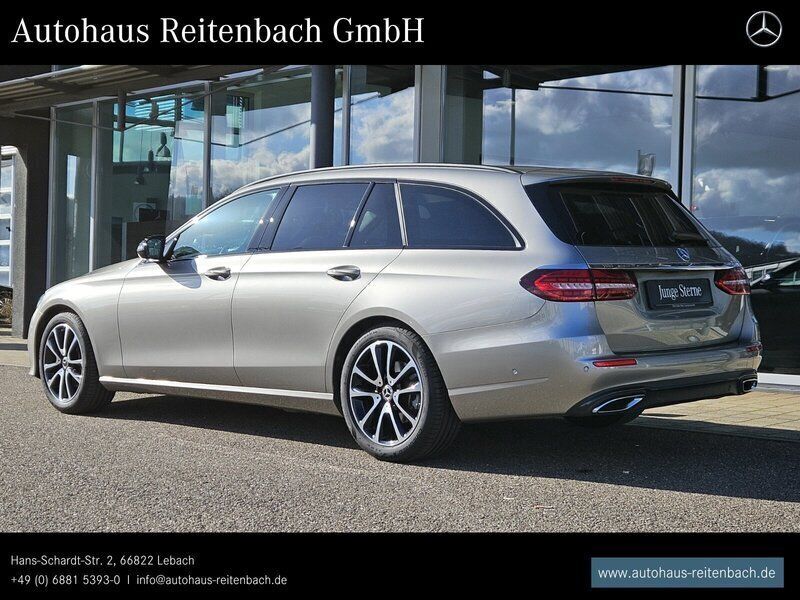 Gebraucht Mercedes E200 Avantgarde 197 PS (144 kW) 2023 Mojavesilber Kombi