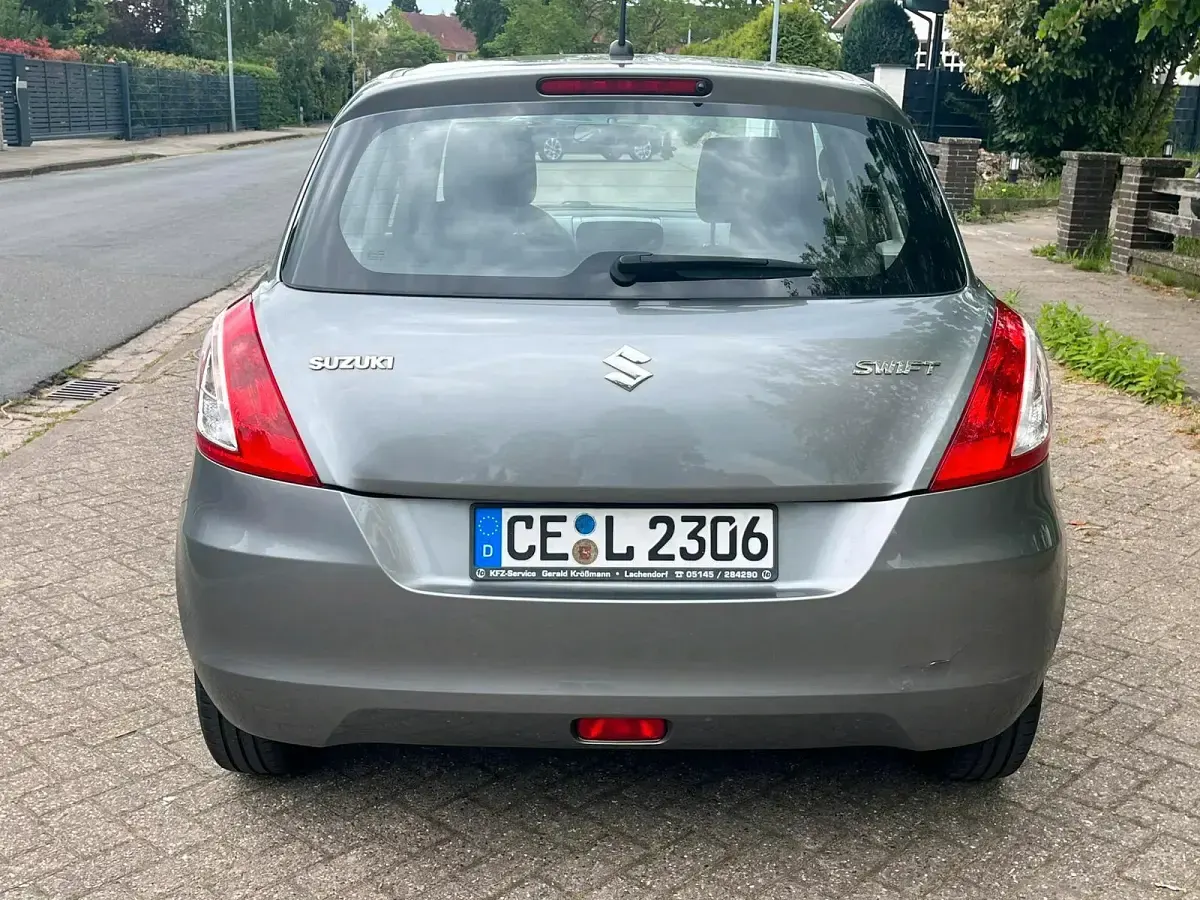 Occasion Suzuki Swift 94 ch (69 kW) 2015 Gris Citadine