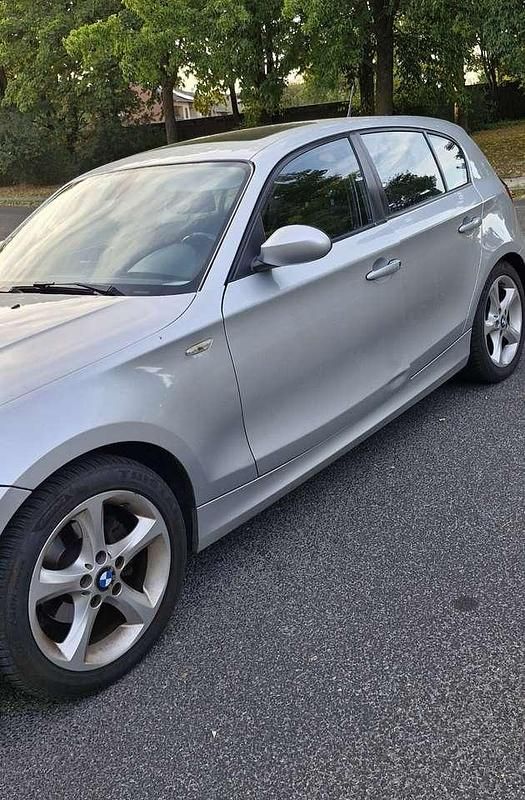 Gebraucht BMW 116 Lifestyle 122 PS (89 kW) 2010 Grau Kleinwagen