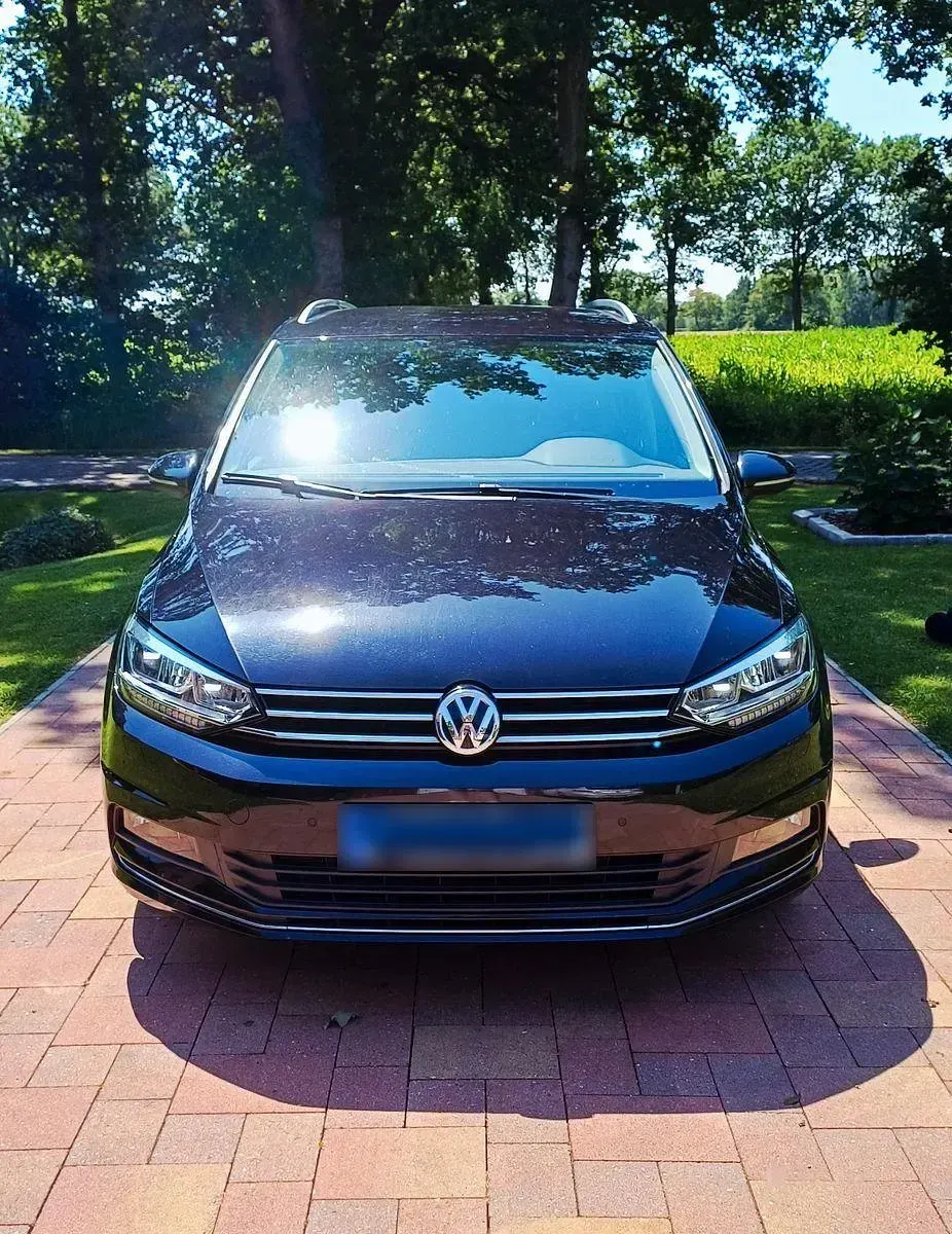 Gebraucht VW Touran 150 PS (110 kW) 2018 Schwarz Van / Kleinbus