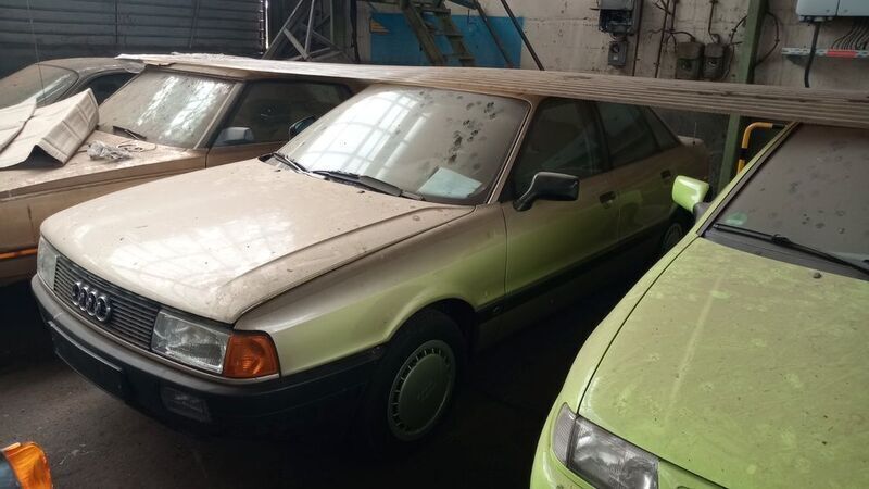 Gold Gebraucht 1992 Audi 80 Limousine | 2.995 € - Bild 1/3