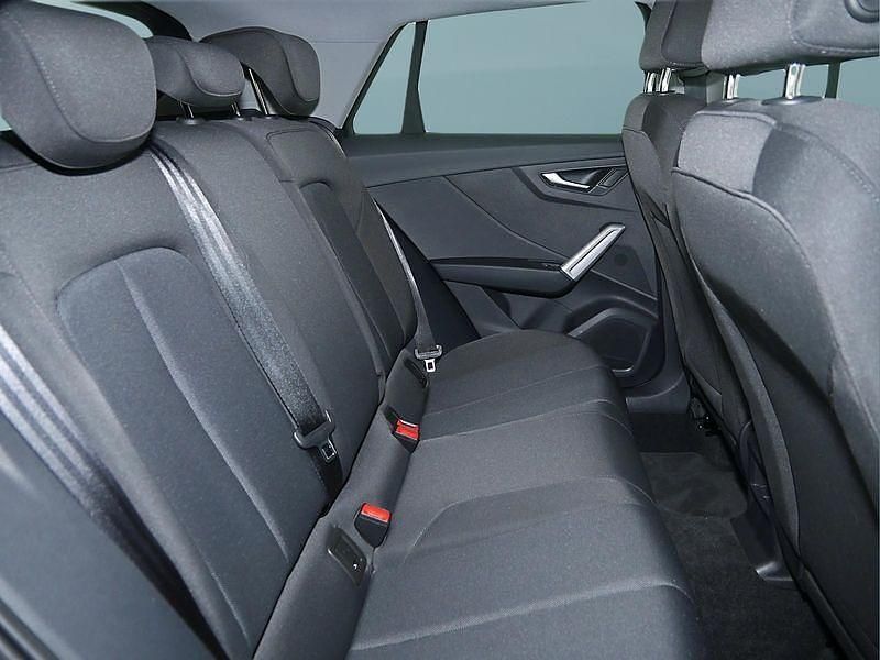 Gebraucht Audi Q2 150 PS (110 kW) 2022 Grau SUV