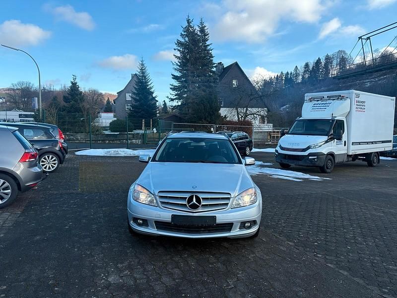 Gebraucht Mercedes C200 136 PS (100 kW) 2010 Grau Kombi