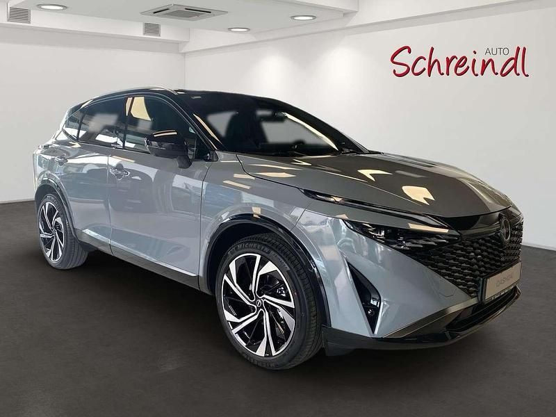 Ceramic grey (u) kontrast blac Neu 2025 Nissan Qashqai Tekna+ SUV | 39.990 € (Teuer) - Bild 1/4