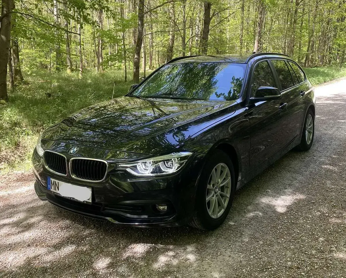 Gebraucht BMW 318 150 PS (110 kW) 2019 Schwarz Kombi
