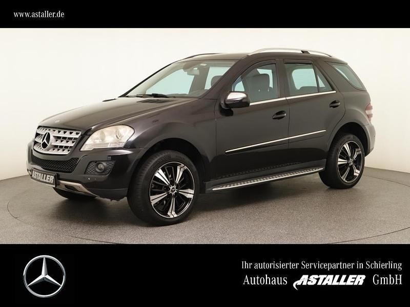 Metalliclack obsidianschwarz Gebraucht 2009 Mercedes ML320 Sport SUV | 8.500 € (Fairer Preis) - Bild 1/4