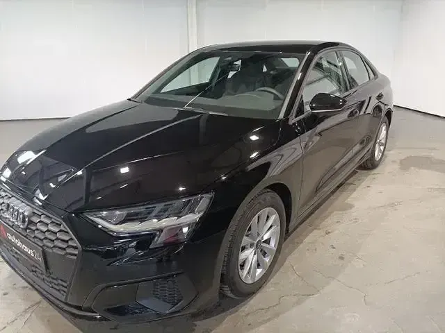 Gebraucht Audi A3 Basis 150 PS (110 kW) 2024 Schwarz Limousine