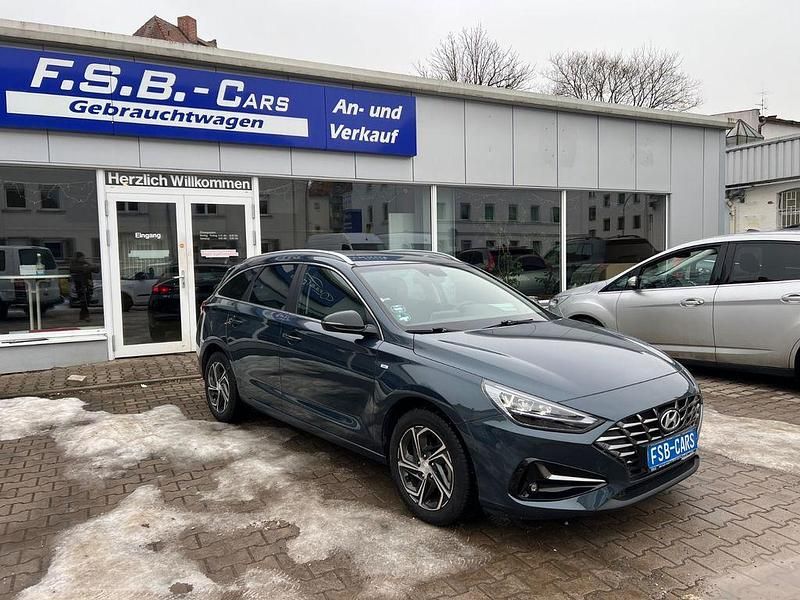 Gebraucht Hyundai i30 Prime 160 PS (117 kW) 2023 Blau Kombi