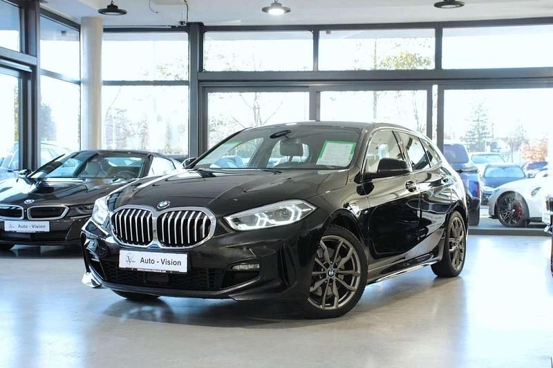 Schwarz Gebraucht 2021 BMW 120 M Sport Kleinwagen | 24.700 € (Fairer Preis) - Bild 1/4