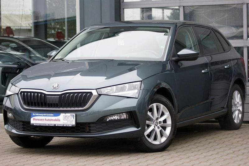 Quarzgrau metallic (metallic) Gebraucht 2020 Skoda Scala Ambition Kleinwagen | 14.900 € (Fairer Preis) - Bild 1/4