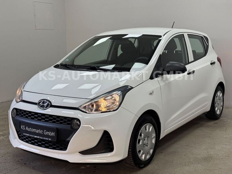 Weiß Gebraucht 2017 Hyundai i10 Classic Kleinwagen | 6.250 € (Fairer Preis) - Bild 1/4
