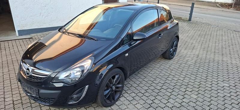 Schwarz Gebraucht 2013 Opel Corsa Color Edition Kleinwagen | 3.400 € (Fairer Preis) - Bild 1/4