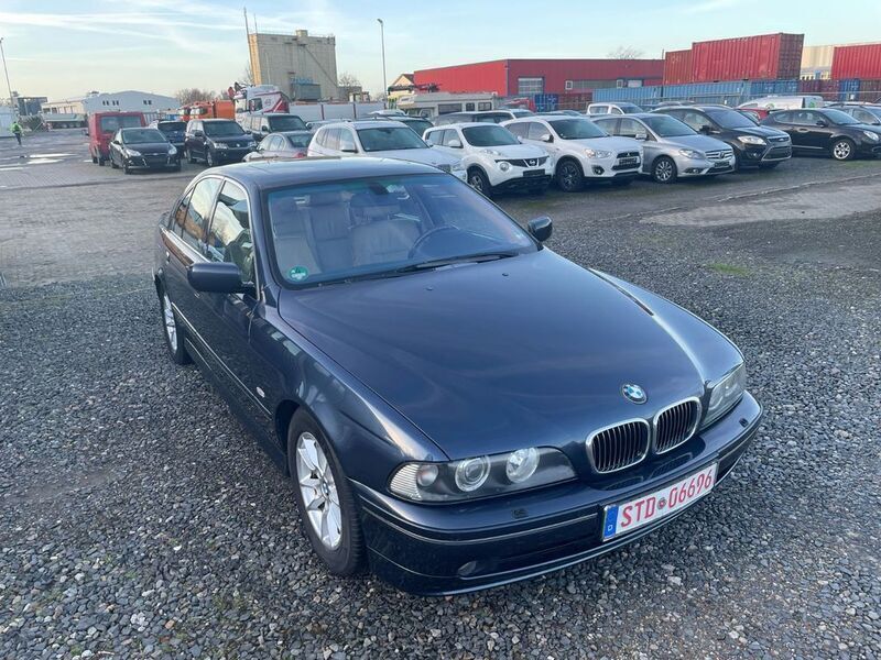 Gebraucht BMW 525 Exclusive 192 PS (141 kW) 2002 Blau Limousine