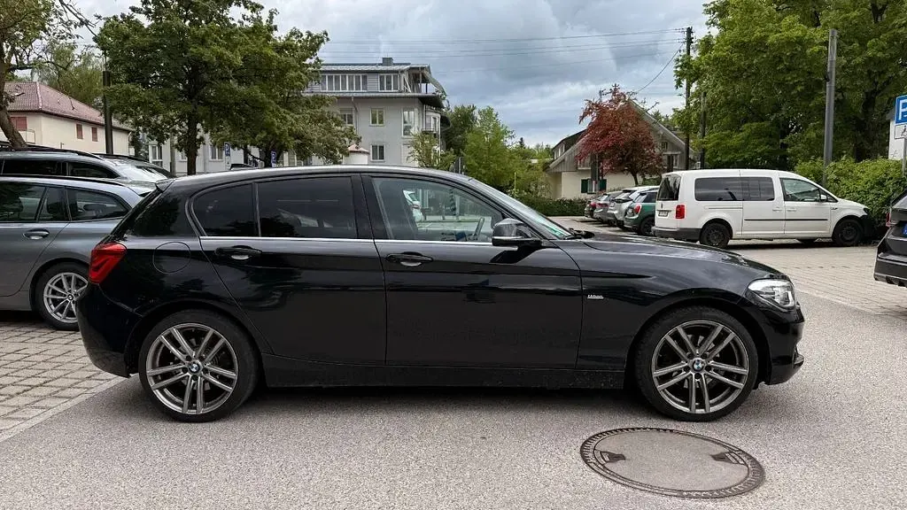 Gebraucht BMW 120 Urban Line 184 PS (135 kW) 2017 Schwarz Kleinwagen