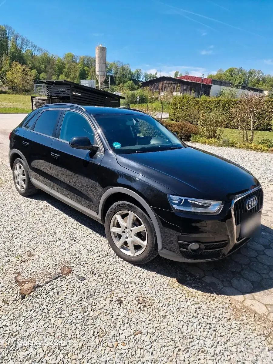 Gebraucht Audi Q3 140 PS (102 kW) 2012 Schwarz SUV