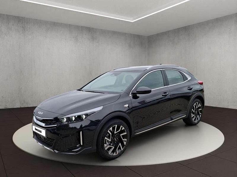 Zilinaschwarz met. Neu 2025 Kia XCeed Vision SUV | 29.980 € (Teuer) - Bild 1/4