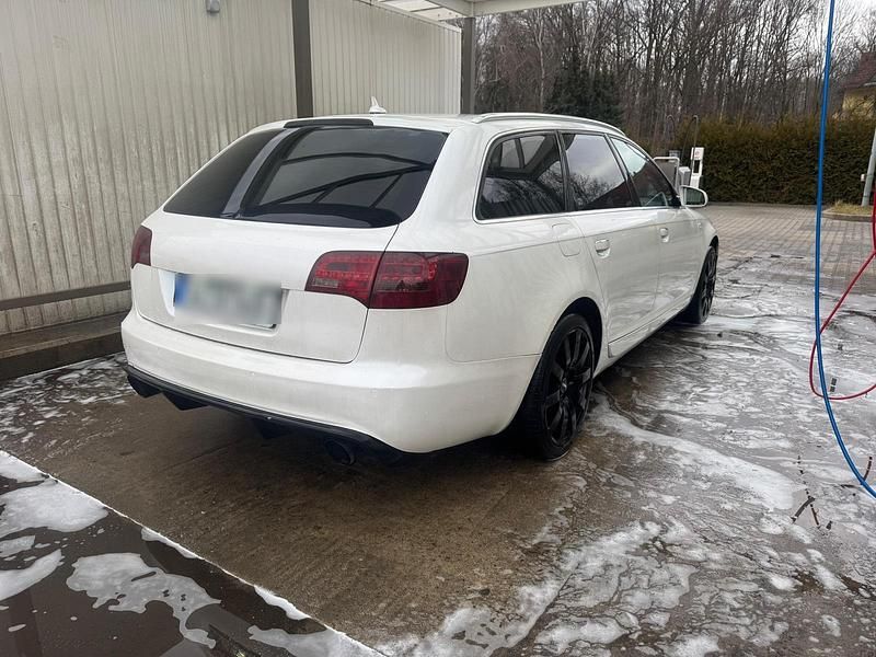 Gebraucht 2005 Audi A6 Kombi | 3.900 € - Bild 1/4