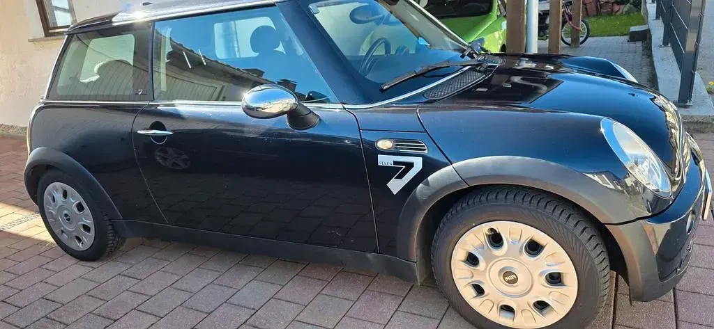 Second-hand Mini ONE Seven 90 CP (66 kW) 2006 Negru Hatchback