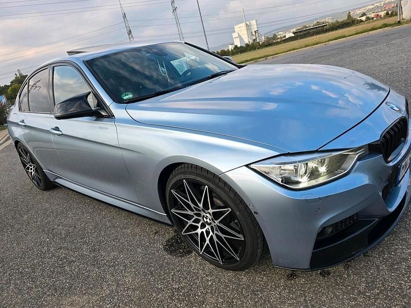 Blau Gebraucht 2014 BMW 330 M Sport Limousine | 19.950 € (Fairer Preis) - Bild 1/4