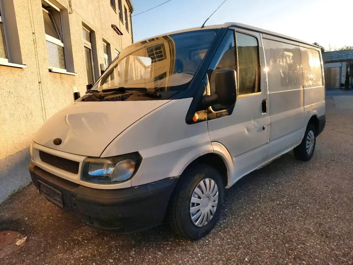 Gebraucht Ford Transit 86 PS (63 kW) 2005 Weiß Van / Kleinbus