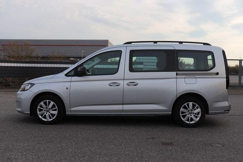 Gebraucht VW Caddy Maxi Life 102 PS (75 kW) 2022 Silber Van / Kleinbus