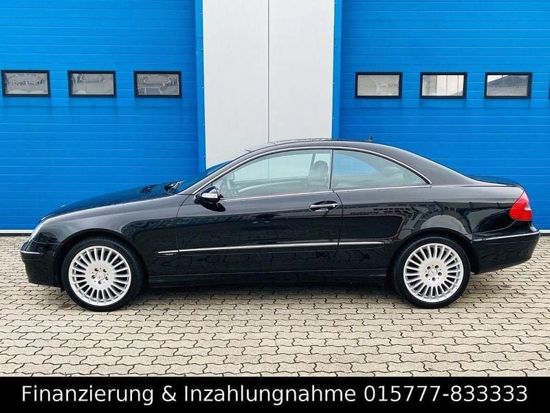 Schwarz Gebraucht 2008 Mercedes CLK200 Coupé | 9.800 € (Fairer Preis) - Bild 1/4