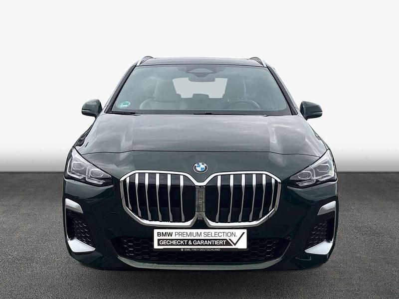 Gebraucht BMW 218 Active Tourer Performance 150 PS (110 kW) 2024 Sanremo green metallic Van / Kleinbus