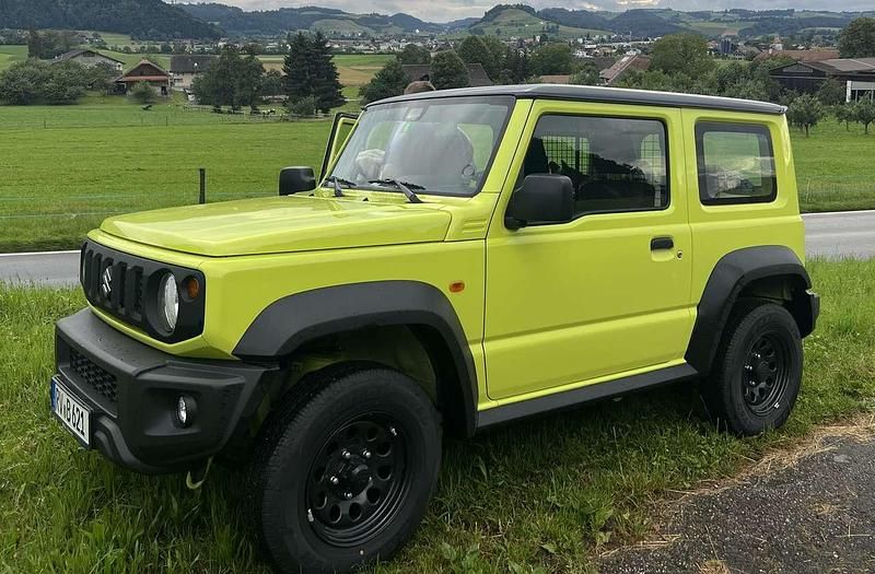Gebraucht 2024 Suzuki Jimny Comfort+ SUV | 32.000 € (Fairer Preis) - Bild 1/4