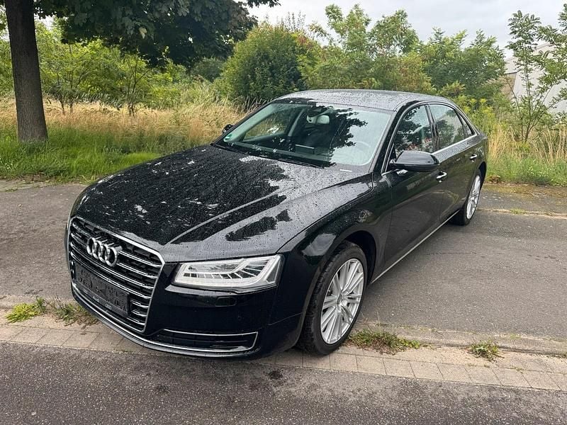 Schwarz Gebraucht 2016 Audi A8L Limousine | 17.200 € - Bild 1/4