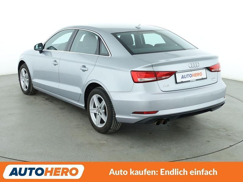 Gebraucht Audi A3 Comfort 150 PS (110 kW) 2017 Grau Limousine