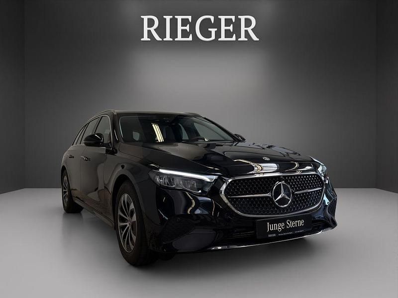 Gebraucht Mercedes E200 Avantgarde 204 PS (150 kW) 2025 Schwarz Limousine
