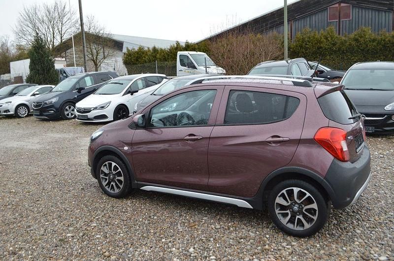 Gebraucht Opel Karl Rocks 73 PS (53 kW) 2019 Merry berry me Kleinwagen