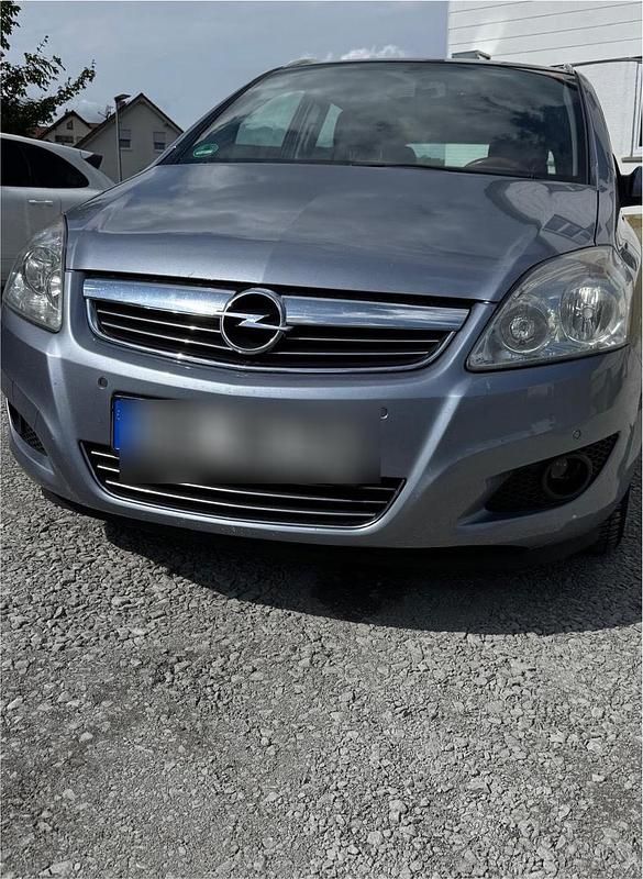 Grau Gebraucht 2008 Opel Zafira Van / Kleinbus | 1.050 € (Superpreis) - Bild 1/4