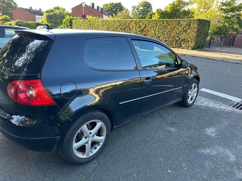 Schwarz Gebraucht 2006 VW Golf V Sportline Limousine | 1.999 € (Guter Preis) - Bild 1/4