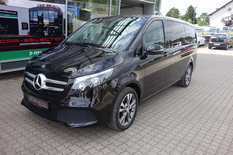 Gebraucht Mercedes V220 163 PS (119 kW) 2020 Obsidianschwarz Van / Kleinbus
