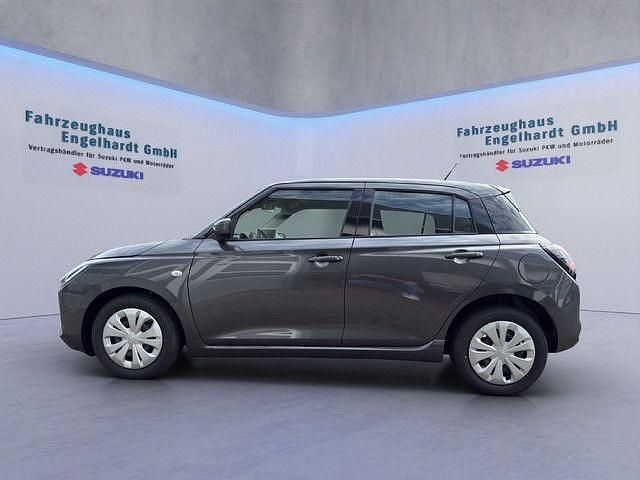 Grau Neu 2025 Suzuki Swift Club Limousine | 17.790 € - Bild 1/4