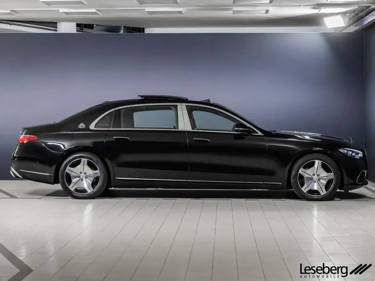 Gebraucht Mercedes S580 503 PS (369 kW) 2023 Schwarz Limousine