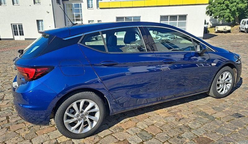 Gebraucht Opel Astra Elegance 131 PS (96 kW) 2021 Blau Limousine